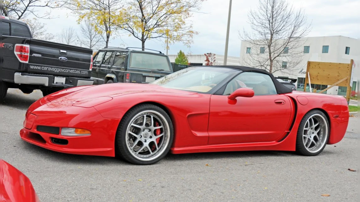 Click to Enlarge-Esc to Close Corvette Generations/C5/C5 2002 Red Roadster.webp